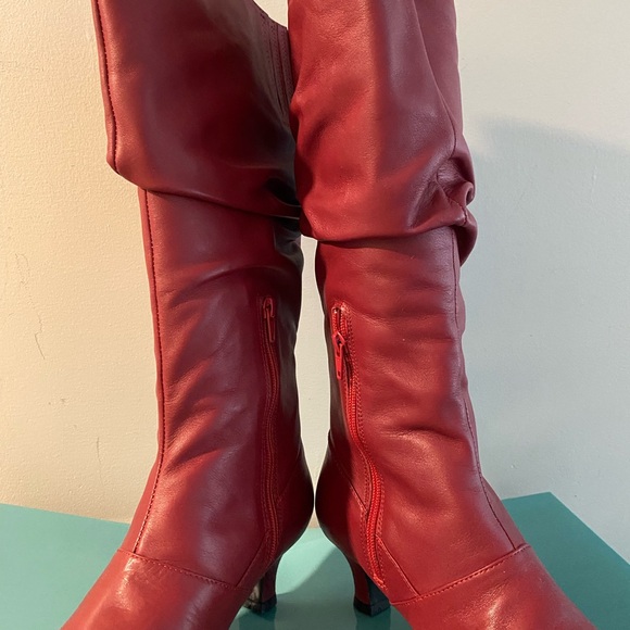 Array Burgundy  Leather Boots - Picture 2 of 13